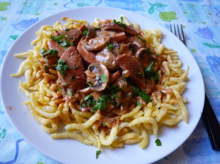 Jäger-Spätzle mit Fleischwurst | Ein Kochmeister Rezept